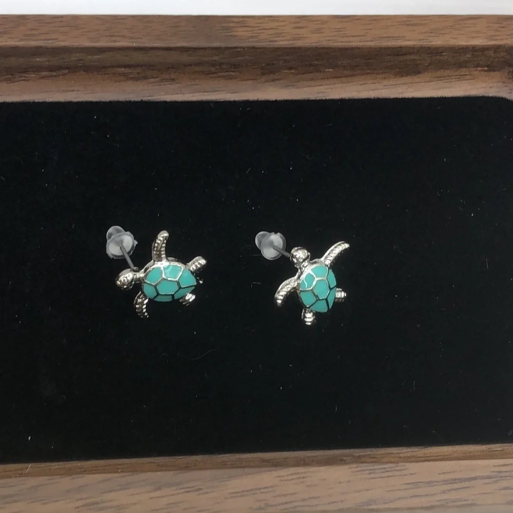 Turquoise and Silver Tone Sea Turtle Earrings - Picture 6 of 7